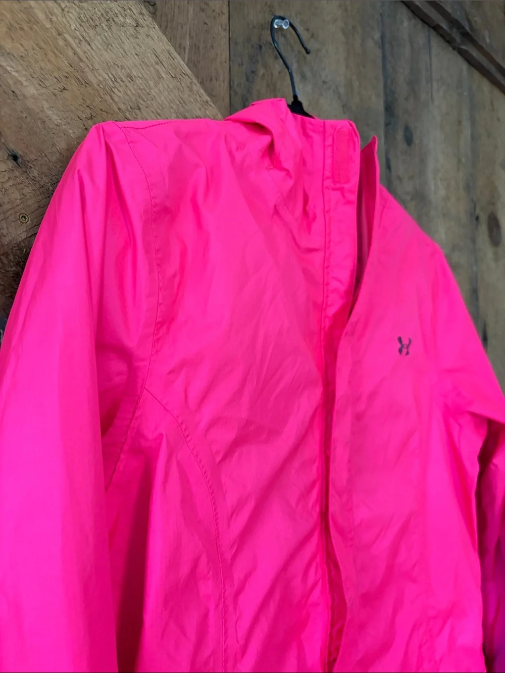Under Armour Women's Bright Pink Windbreaker Jacket